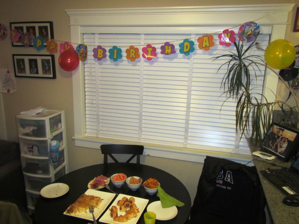 decorationsforoliversbirthday.jpg