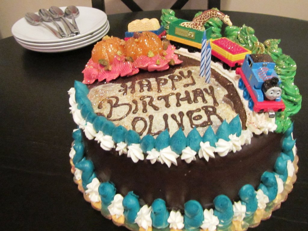 oliversbirthdaycakeyesbirthaycake.jpg