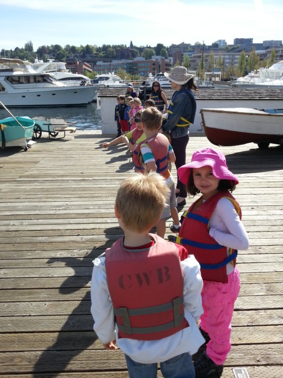 schooltriptocenterforwoodenboats.jpg