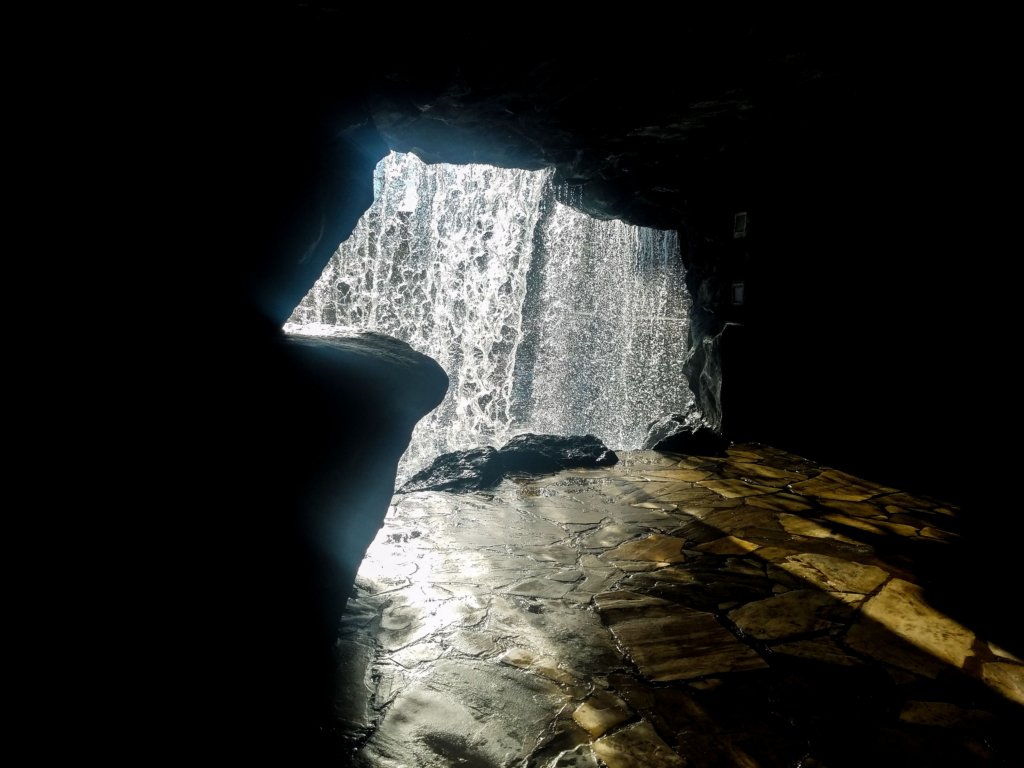 cavebehindthewaterfall.jpg